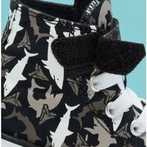 CONVERSE  CTAS 1V HI  INFANT SZ / 766889F - Picture 4 of 16